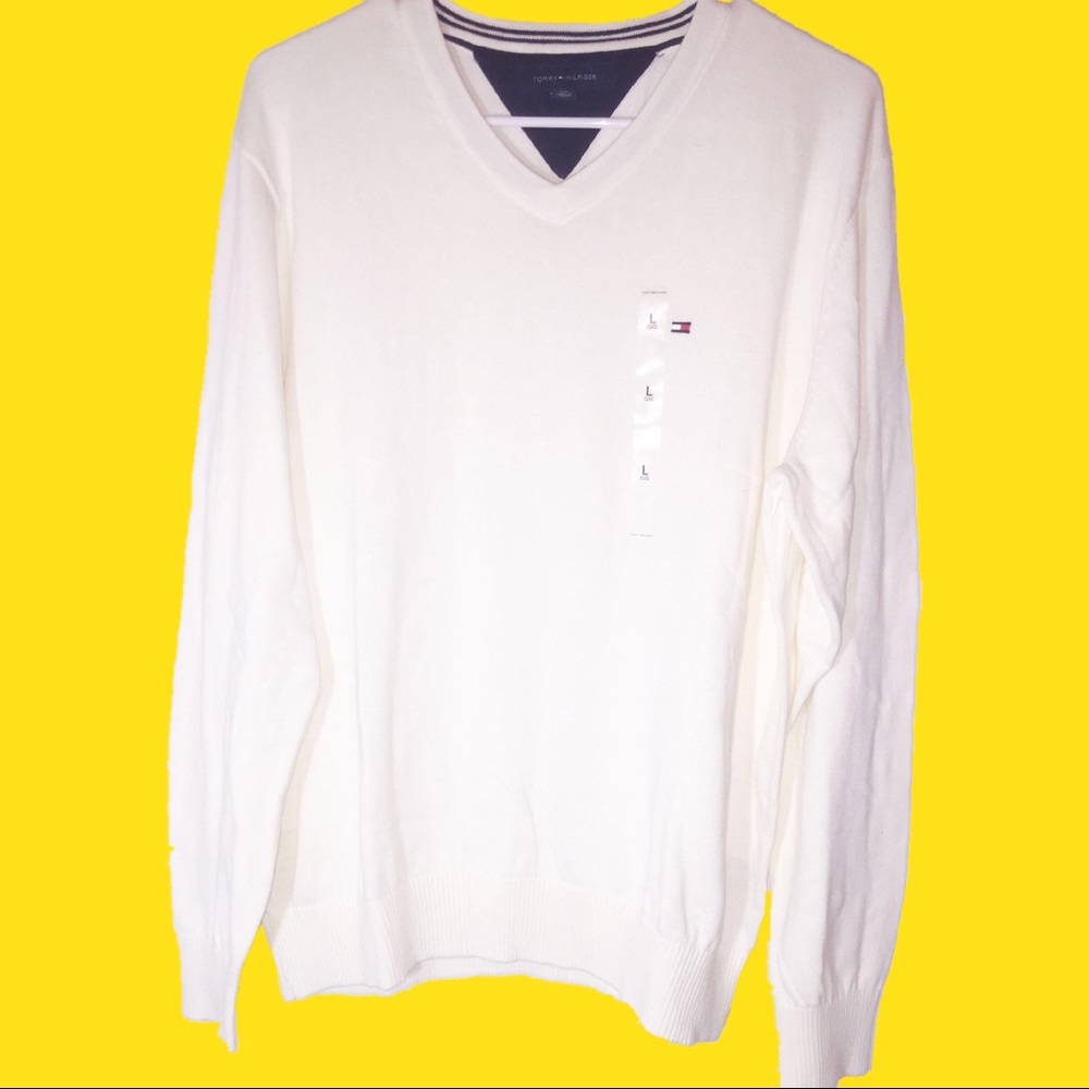 Tommy Hilfiger V- neck sweater
